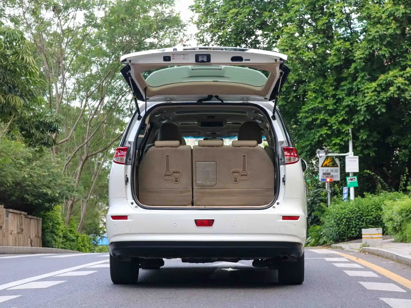 Toyota Previa 2012 2.4L 7-Seater Luxury Edition фото 16