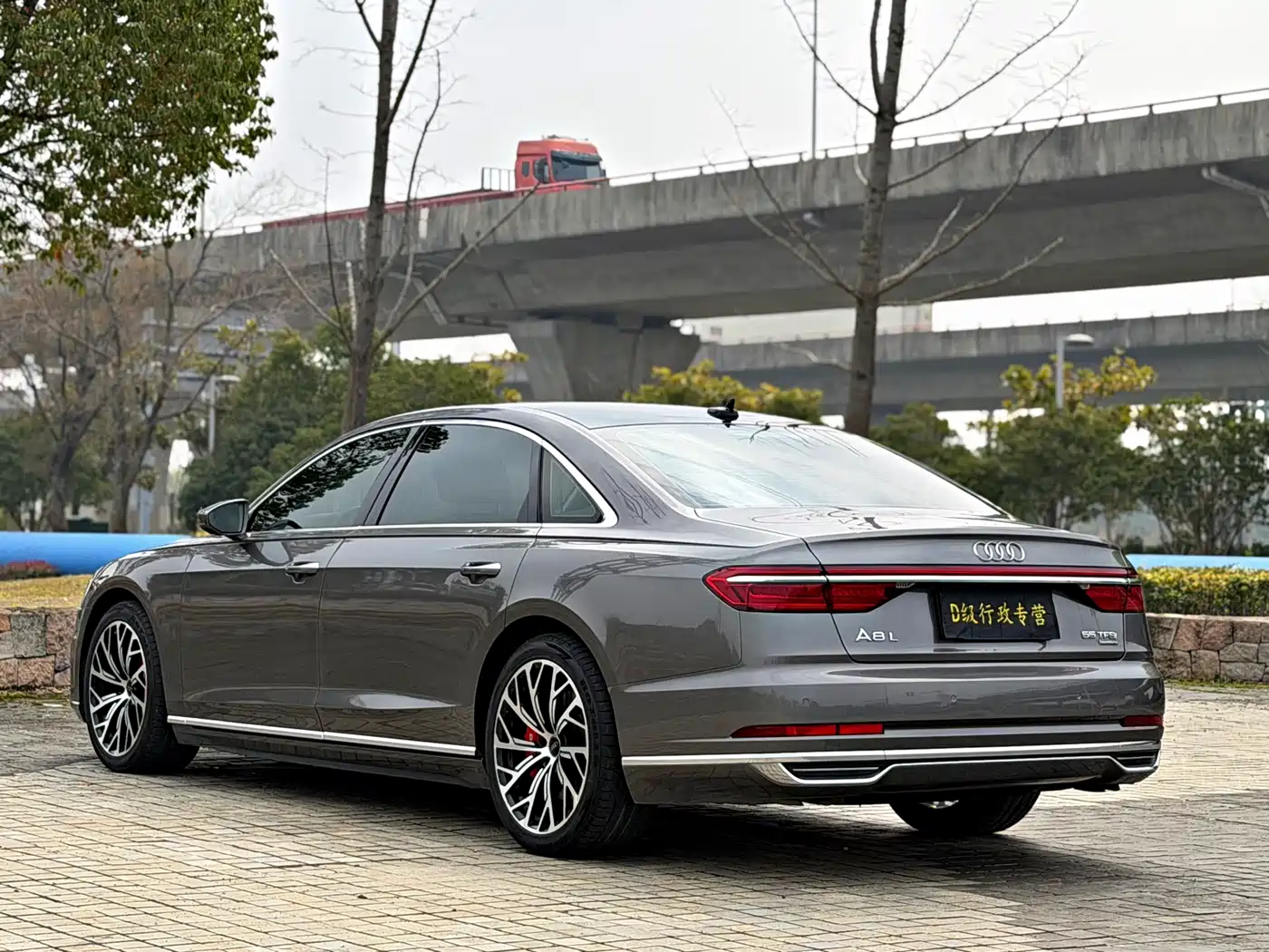 Audi A8 2018 A8L 55 TFSI quattro Launch Elite фото 17