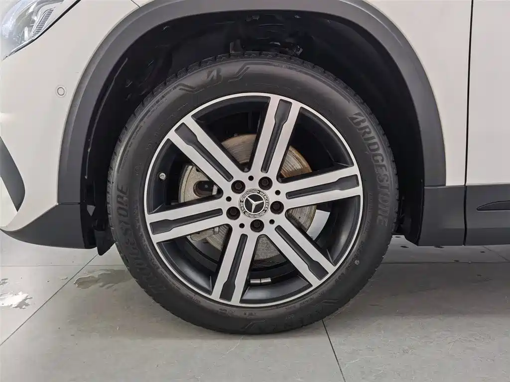 Mercedes-Benz GLA 2022 GLA 220 4MATIC фото 17
