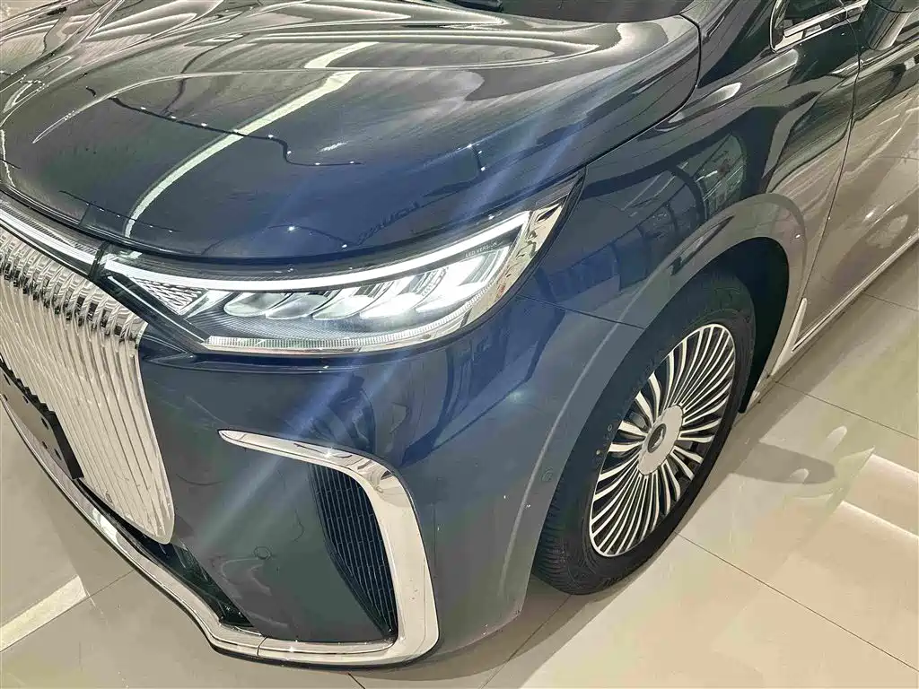 Voyah Auto Voyah Dreamer 2026 2025 PHEV 4WD Kunpeng Premium Edition
