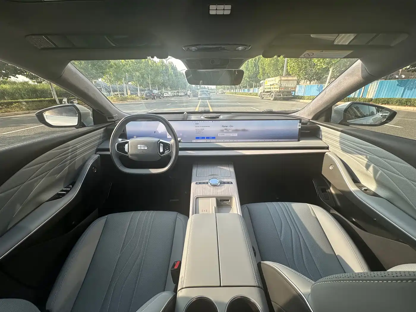 Geely Galaxy Galaxy E8 2025 2024 665km RWD Starship Voyager Edition