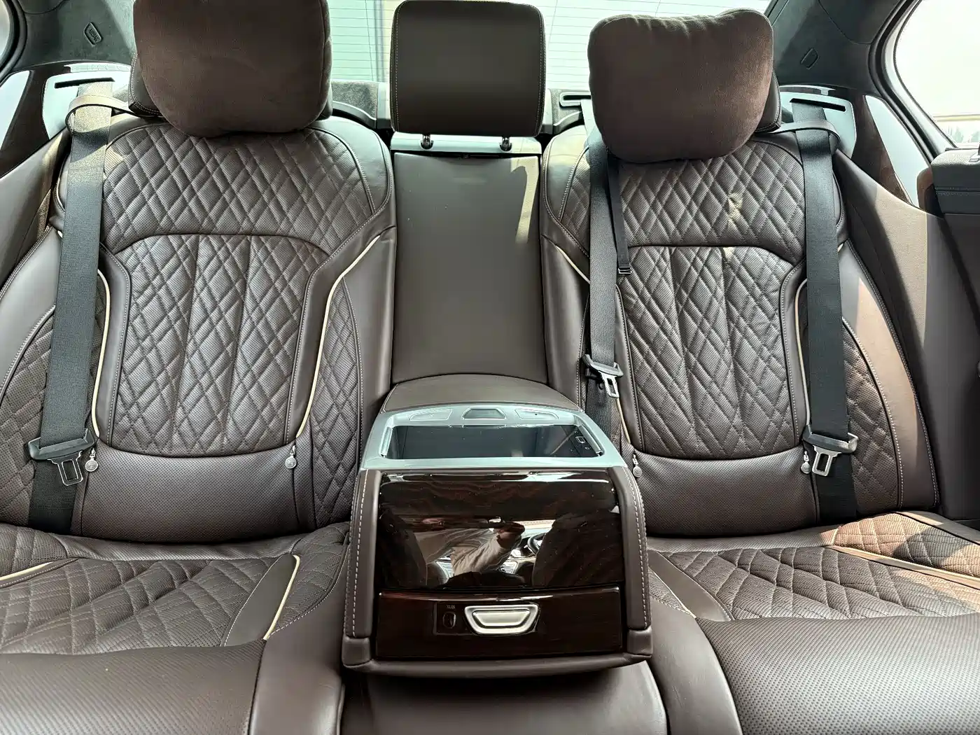 BMW 7 Series 2022 740Li xDrive Executive M Sport Package фото 12