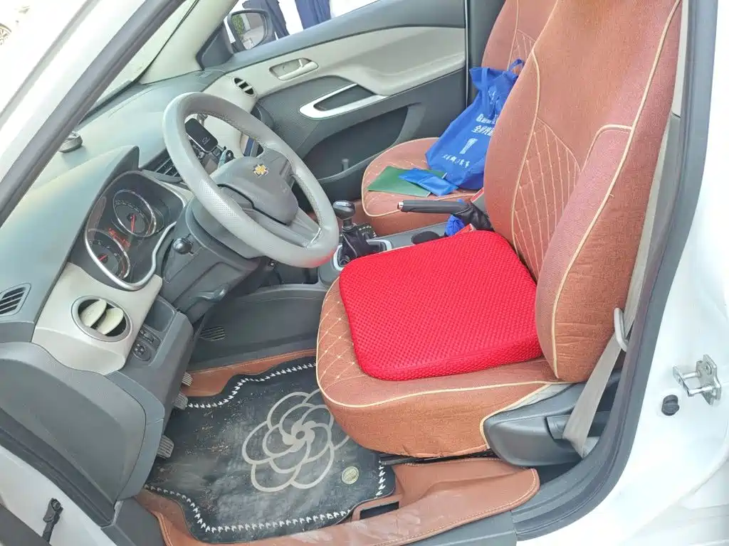Chevrolet Sail 2018 2018 Sail 3 1.5L Manual Ideal Sunroof
