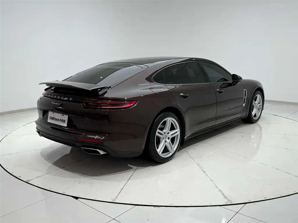 Porsche Panamera 2017 Panamera Executive Long Wheelbase 3.0T фото 8