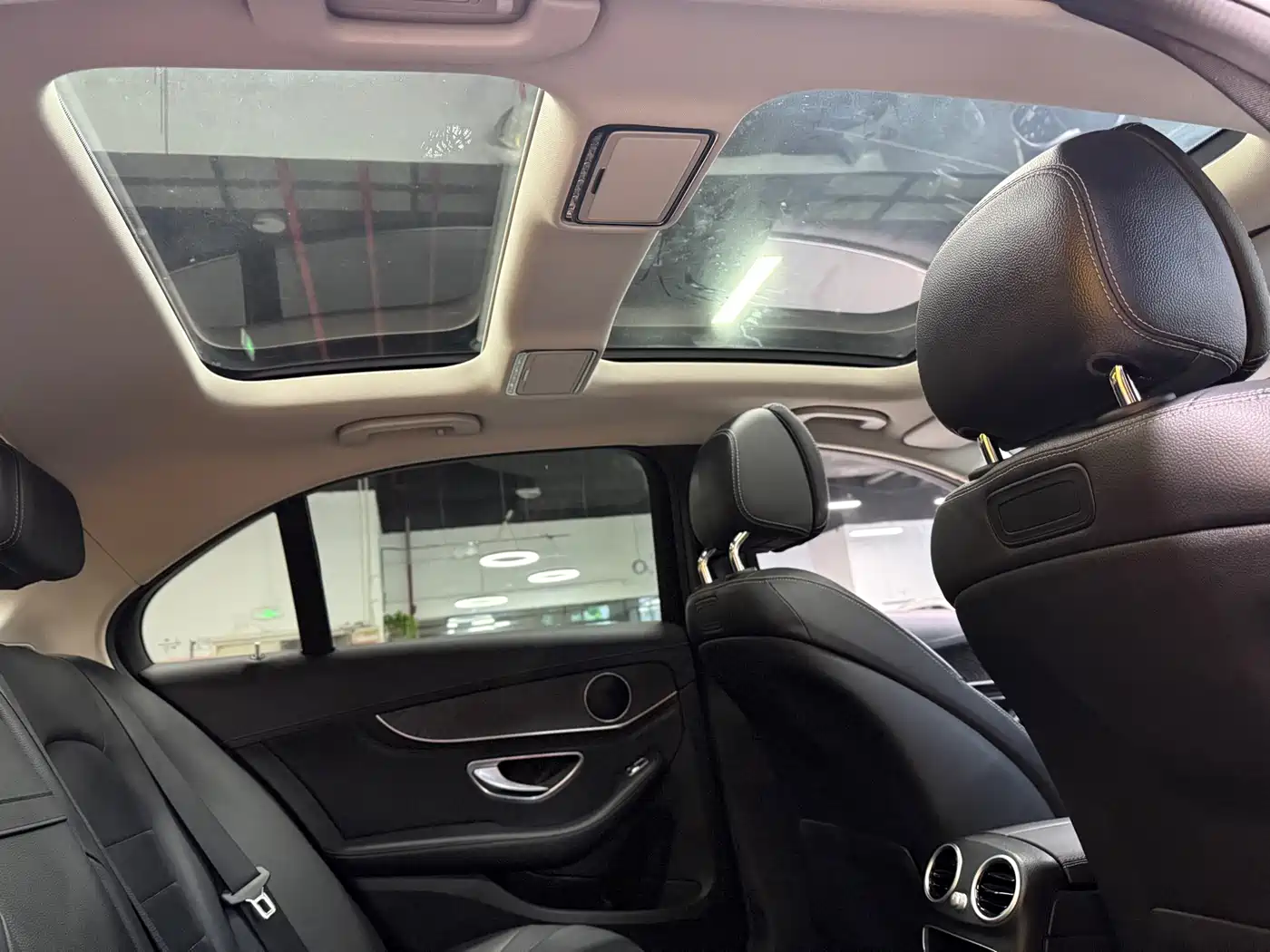 Mercedes-Benz C-Class 2019 C 260 L Sport фото 16