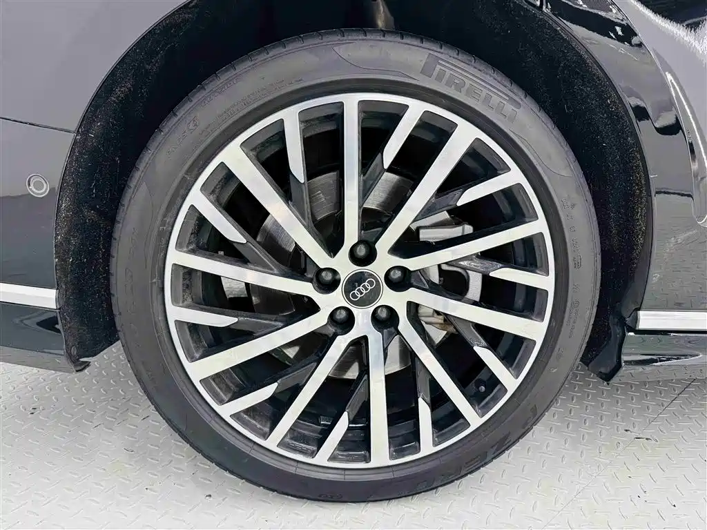 Audi A8 2023 A8L 55 TFSI quattro Flagship фото 25