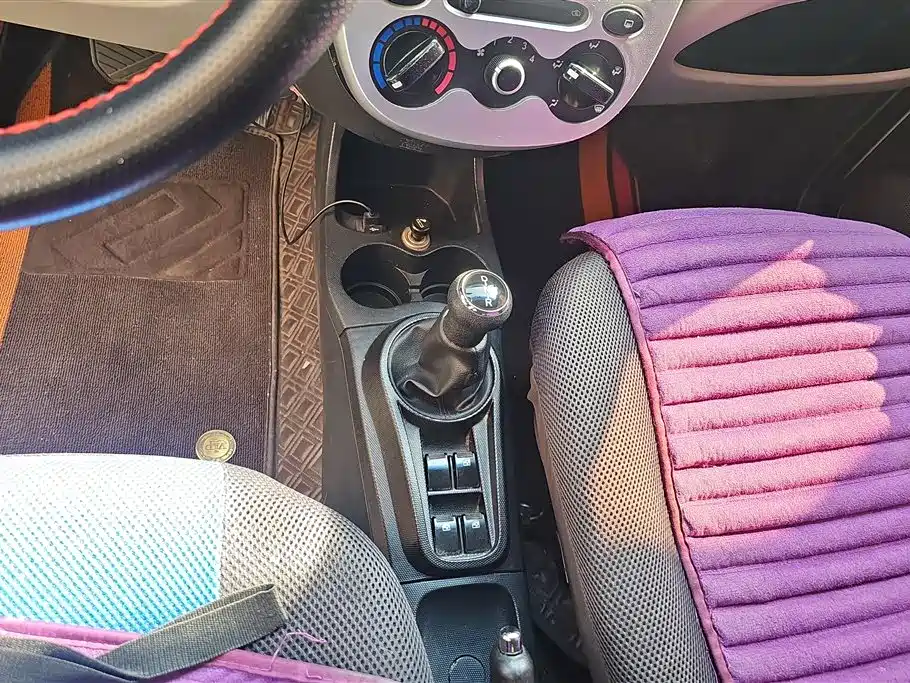 CHANGAN AUCHAN Benben mini-e