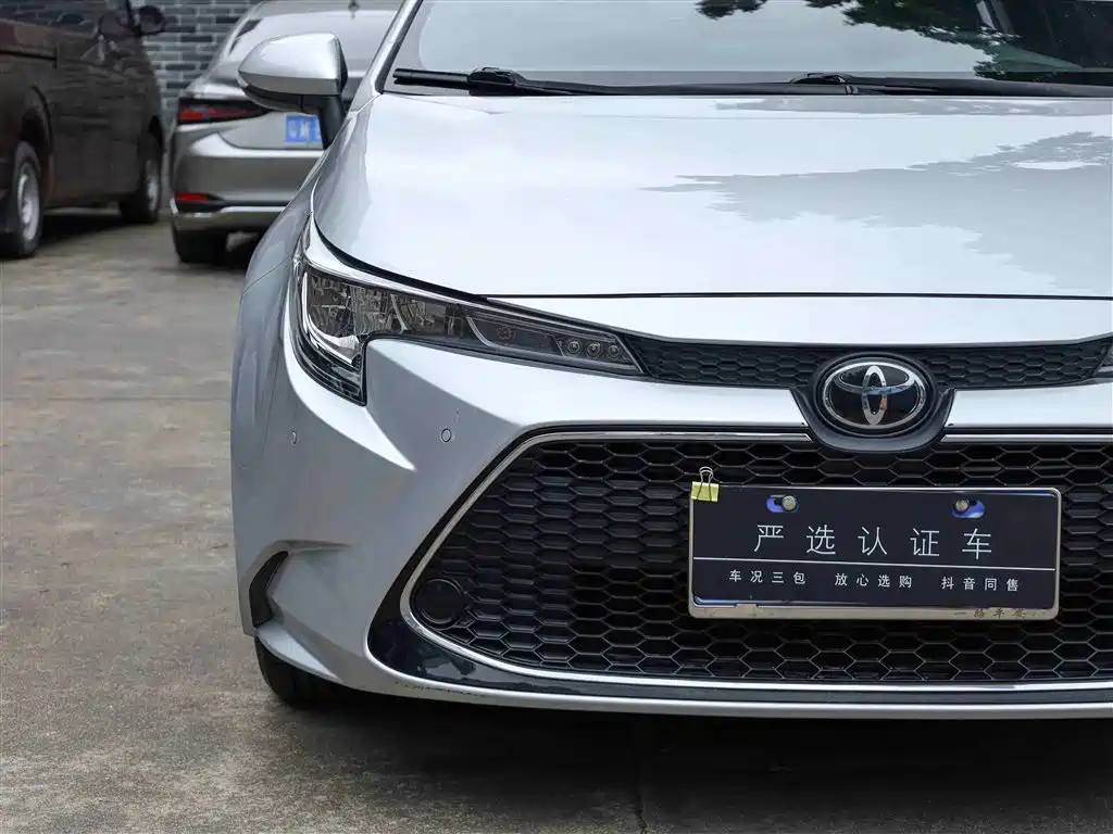 Toyota Levin 2021 185T CVT Luxury Edition фото 21