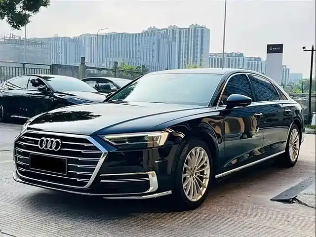 Audi A8 2021