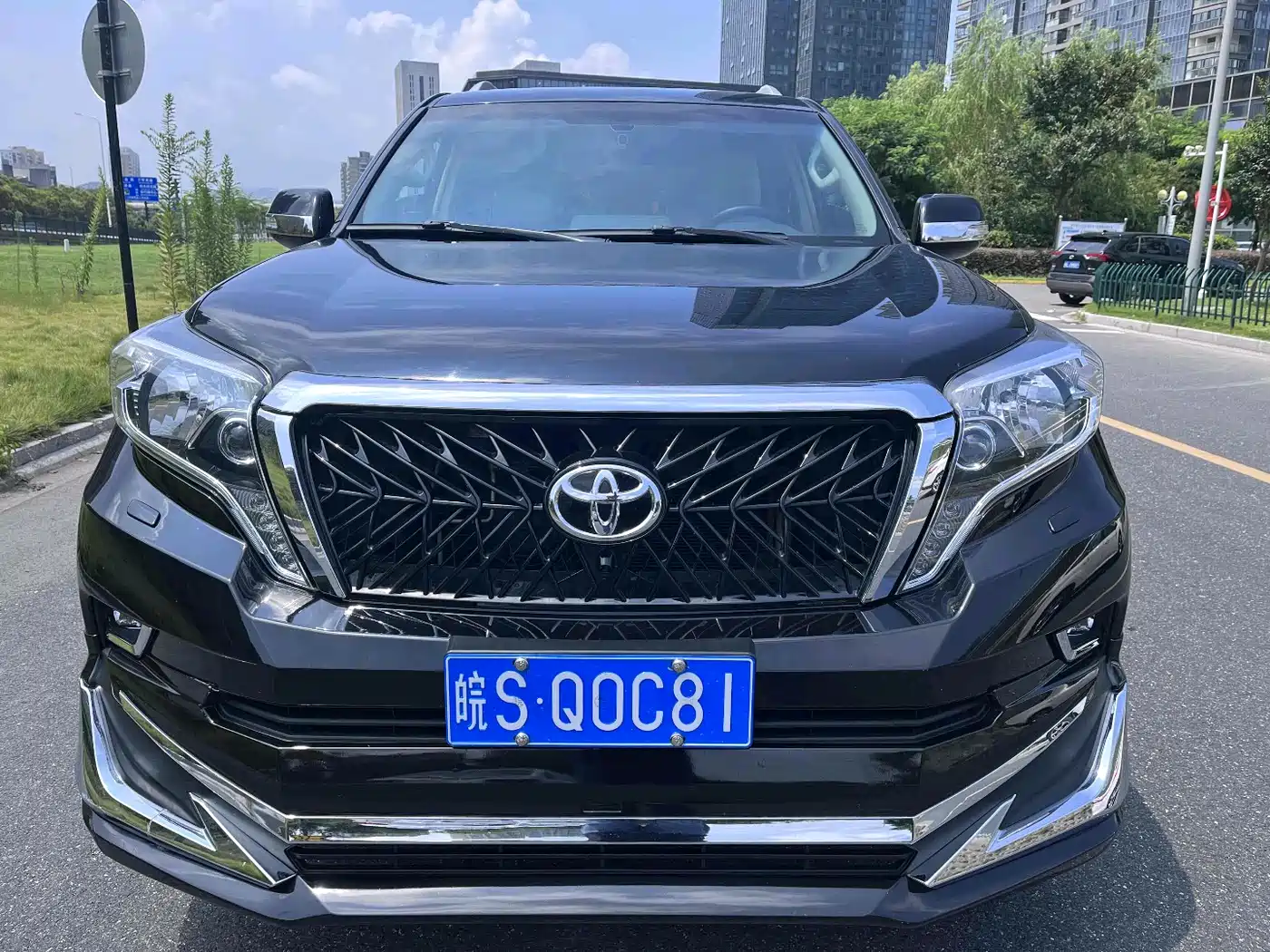 Toyota Prado (Import) 2014 2.7L Automatic Luxury фото 3