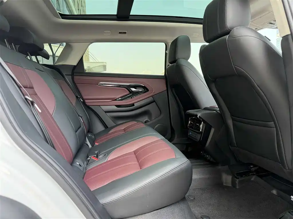 Land Rover Range Rover Evoque 2021 Range Rover Evoque L 249PS R-Dynamic S Performance Edition фото 27