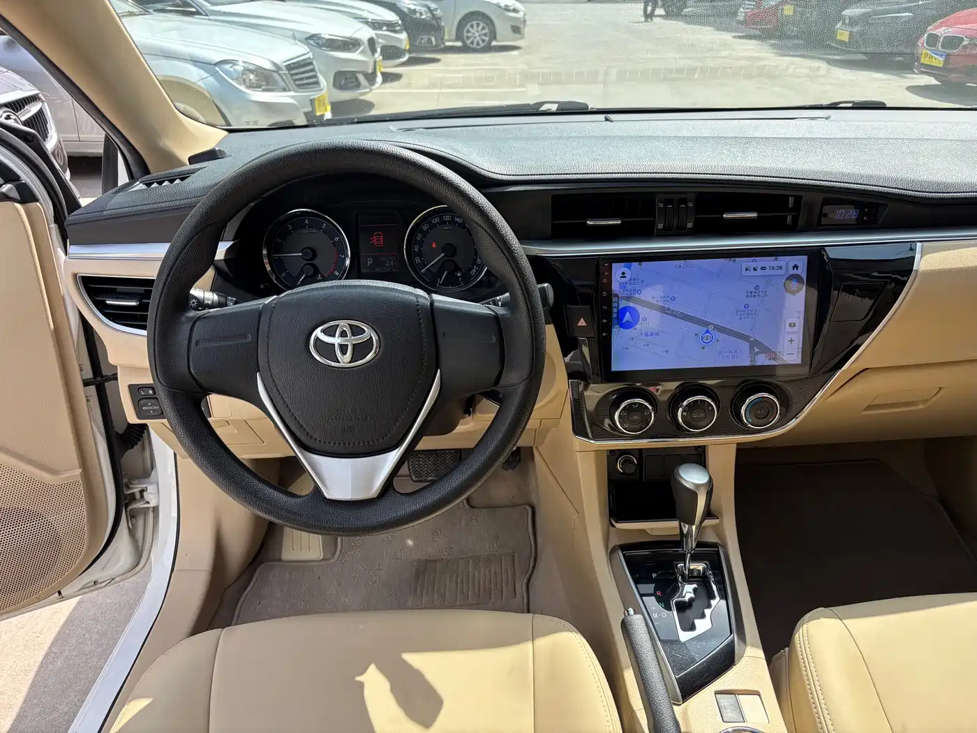 Toyota Corolla 2014 1.6L CVT GL-i фото 12