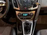 Фото 10 - Ford Focus