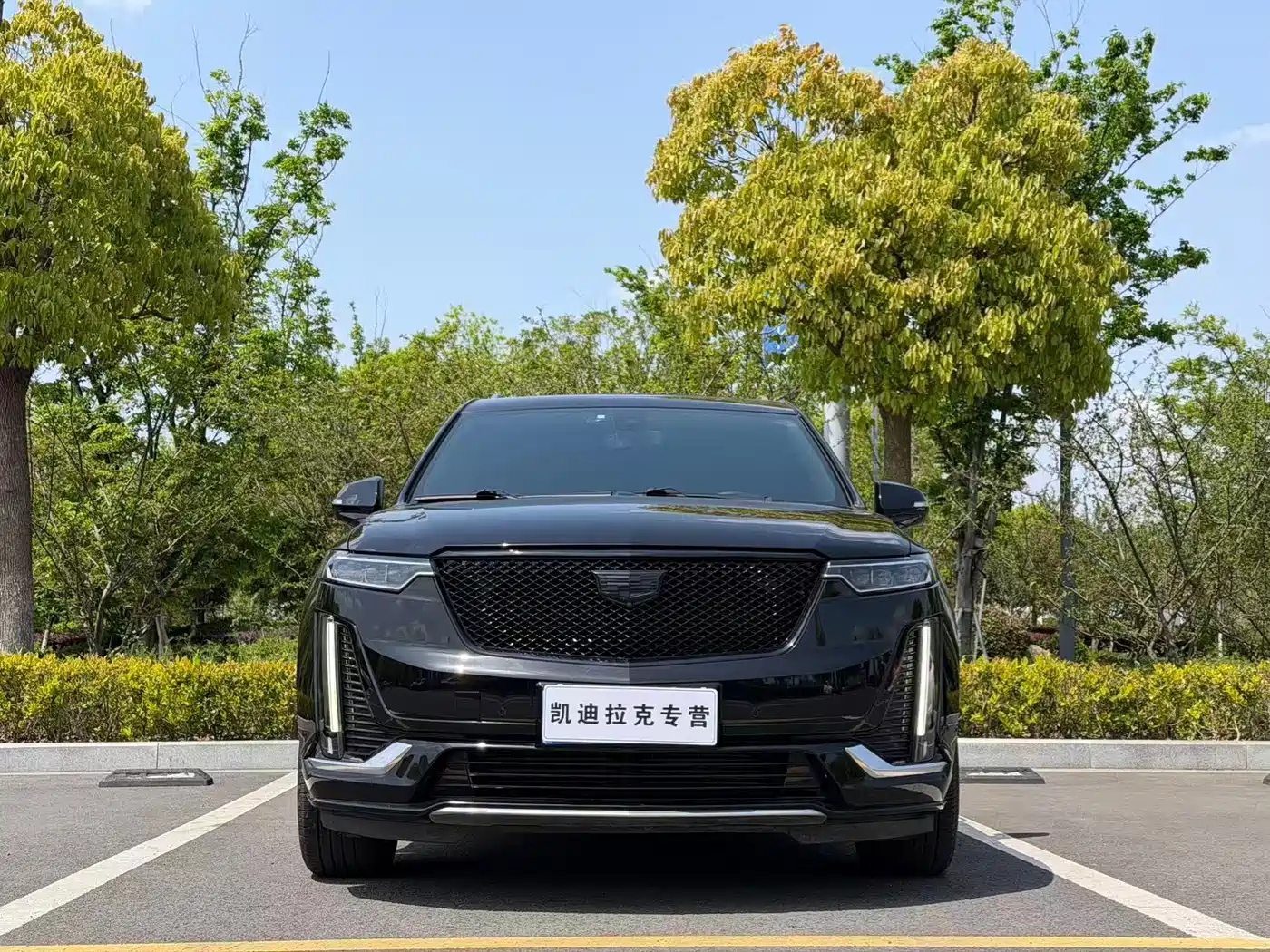 CADILLAC XT6