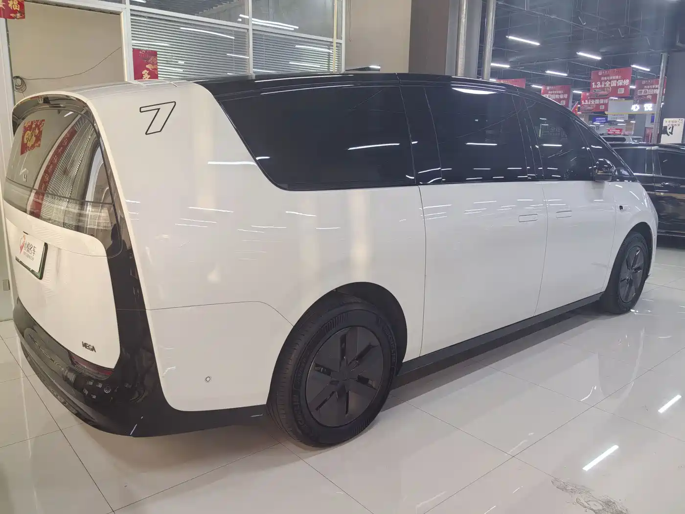Li Auto MEGA 2024 2024 Ultra