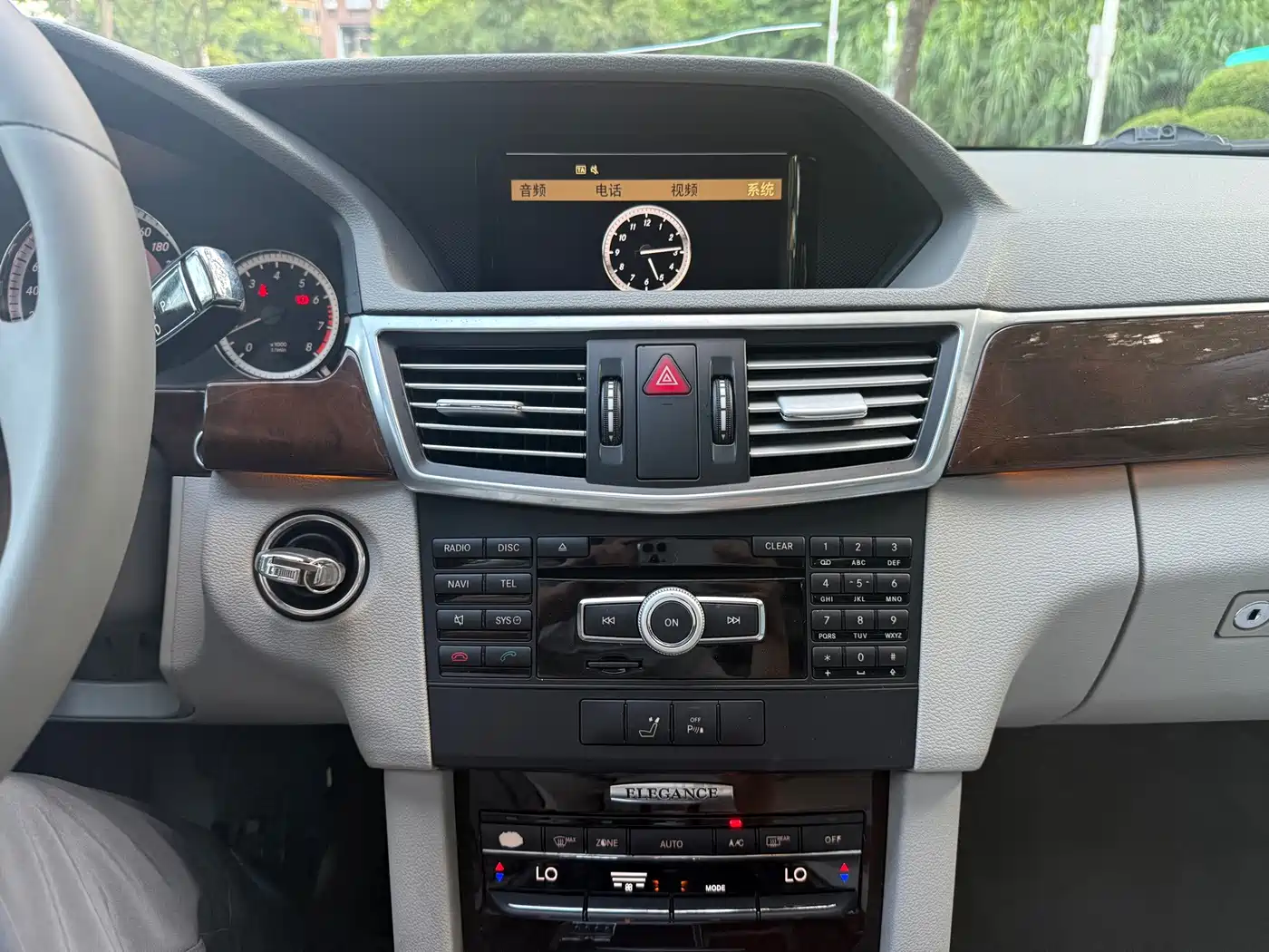Mercedes-Benz E-Class 2012 2012 E 200 L CGI Elegance