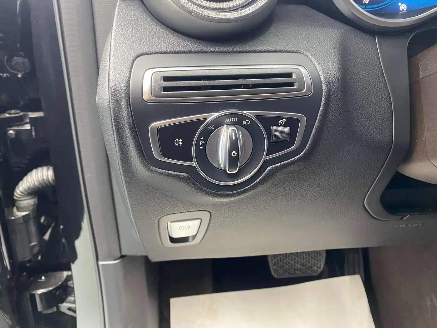 Mercedes-Benz GLC 2021 GLC 260 L 4MATIC Sporty фото 22