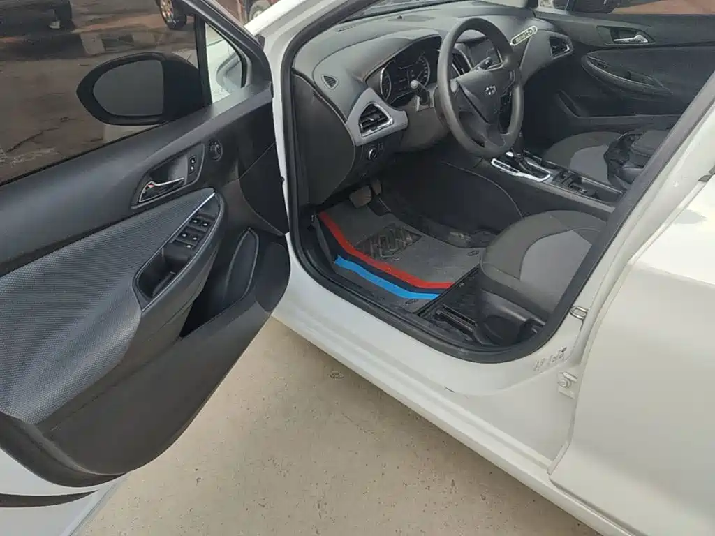 Chevrolet Cruze 2019 2018 Redline 320 Automatic Pioneer Edition