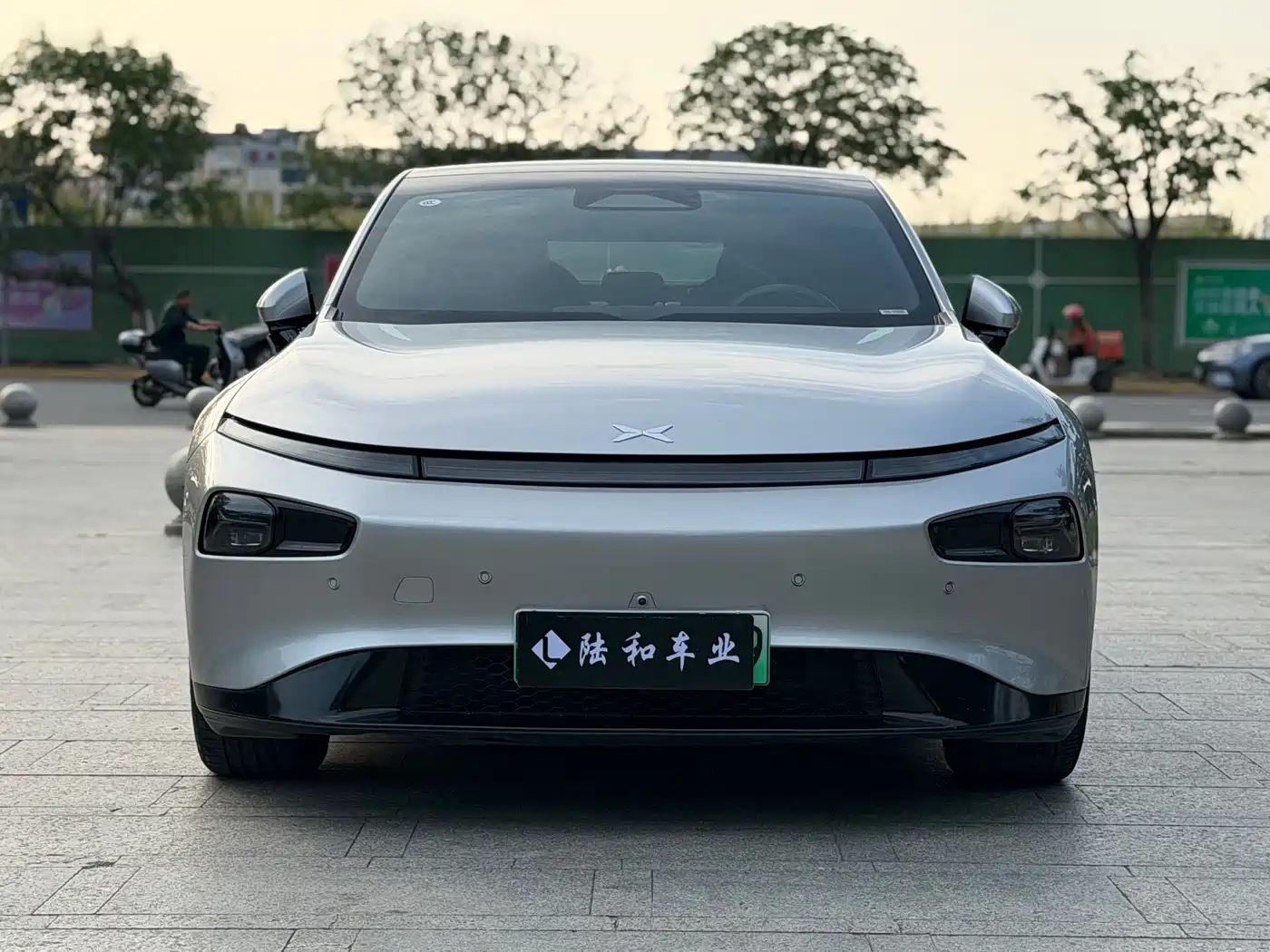 XIAOPENG P7