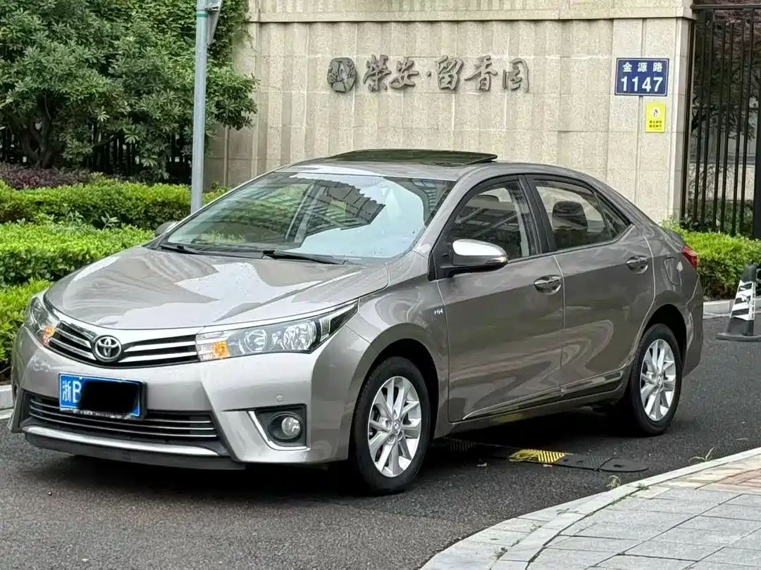 Toyota Corolla 2014 1.6L CVT GL-i Leather Edition