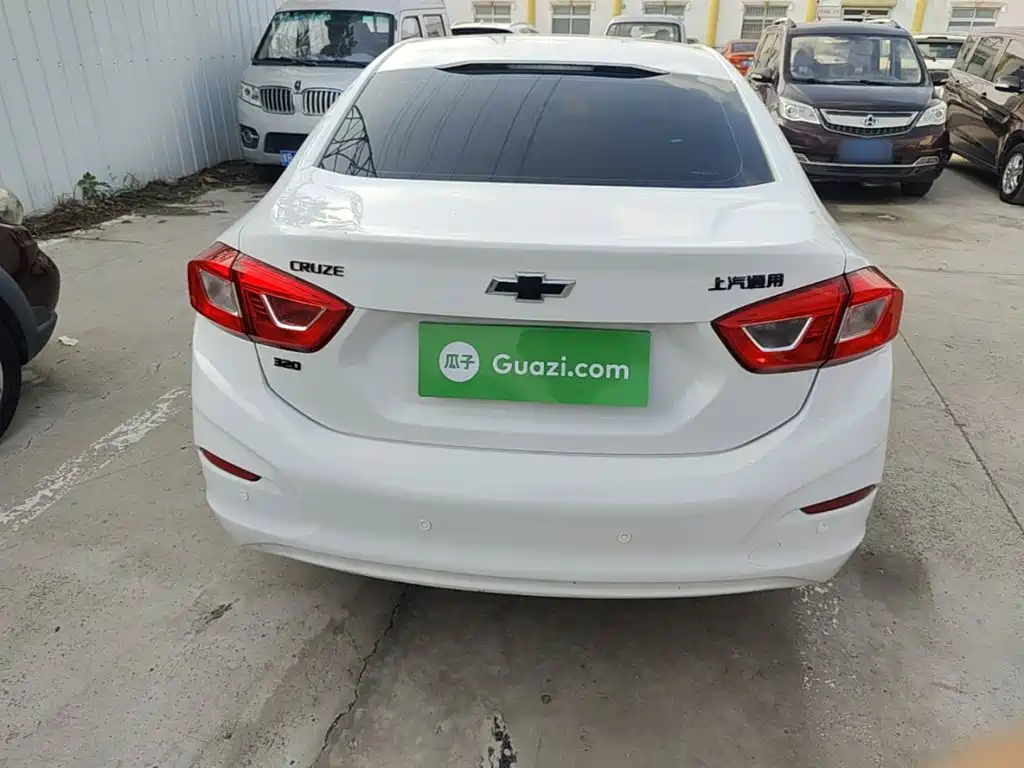 Chevrolet Cruze 2019 2018 Redline 320 Automatic Pioneer Edition
