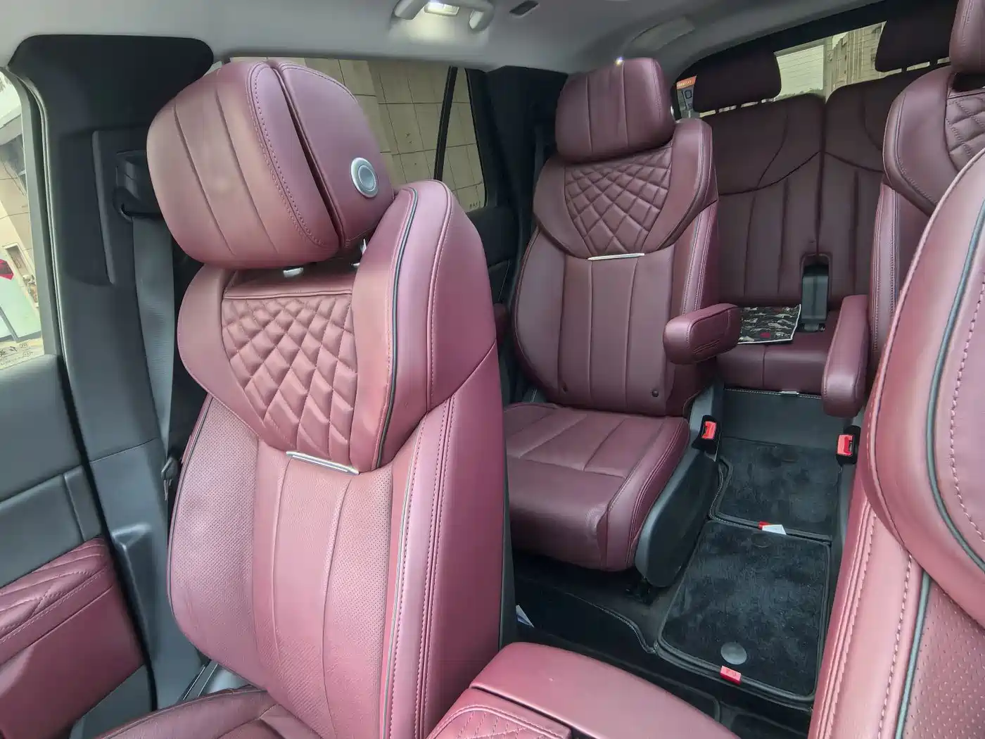 Hongqi E-HS9 2022 660km Qi Chang Edition (6-seater) фото 16
