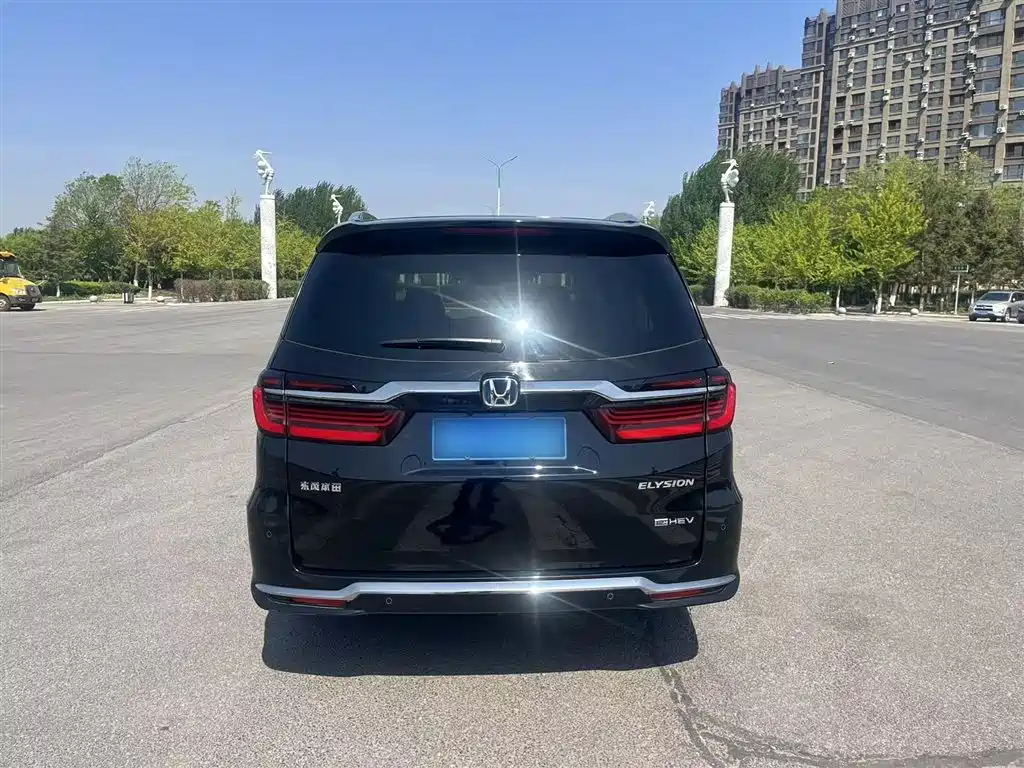 Honda Elysion 2025 2024 2.0L e:HEV Supreme Edition