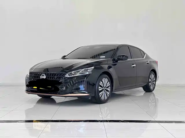 Nissan Teana 2025