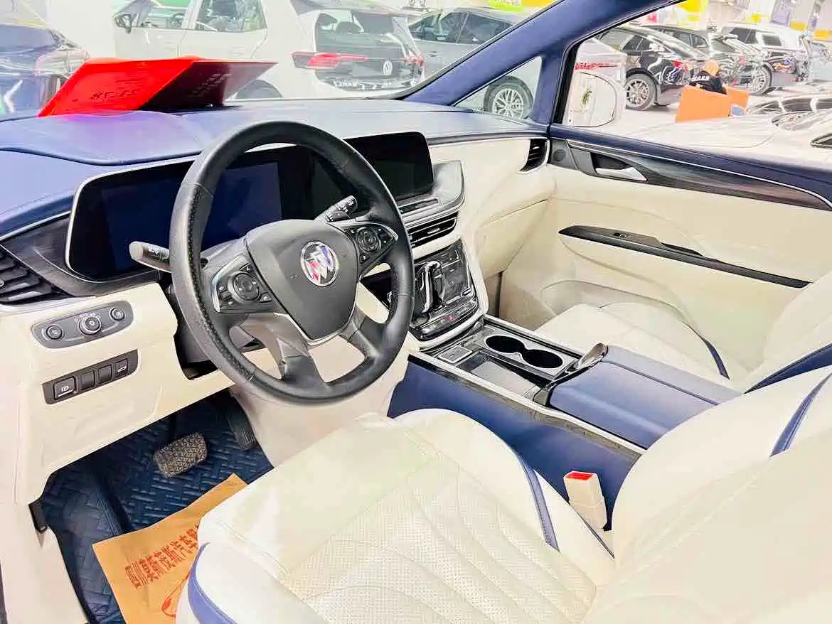 Buick GL8 2021 ES Landlord 653T Comfort фото 13