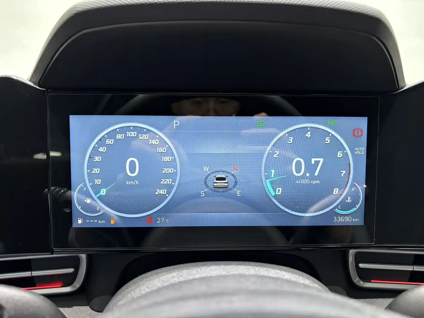 Hyundai Elantra 2022 1.5L CVT 20th Anniversary Edition фото 22