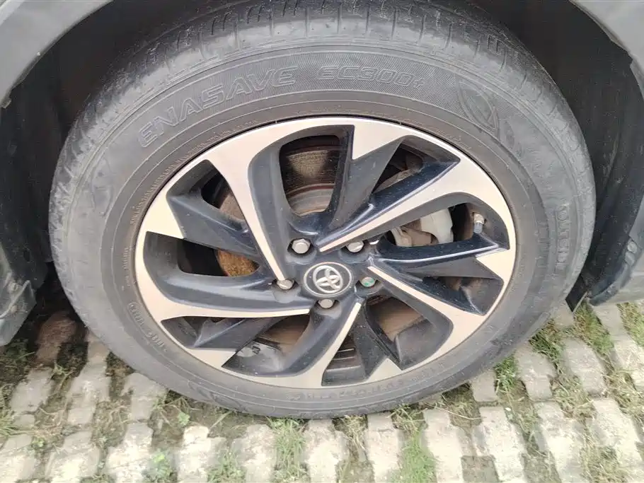 Toyota IZOA 2018 2.0L Yichi Edition China V фото 5