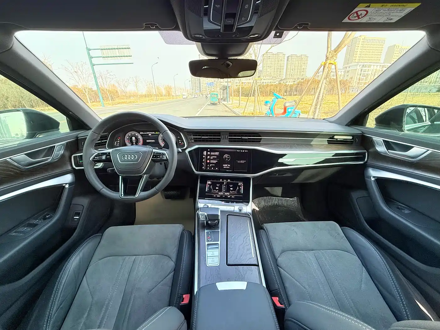 Audi A6L 2023 Facelift 40 TFSI Luxury Dynamic фото 13