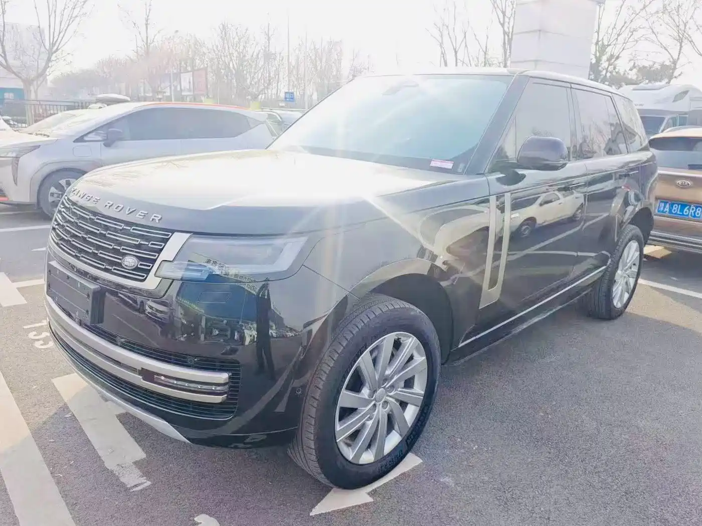 Land Rover Range Rover 2025 3.0 L6 360PS Golden Age Edition