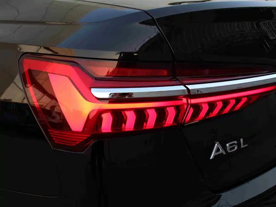 Audi A6L 2024 45 TFSI Premium Dynamic фото 17