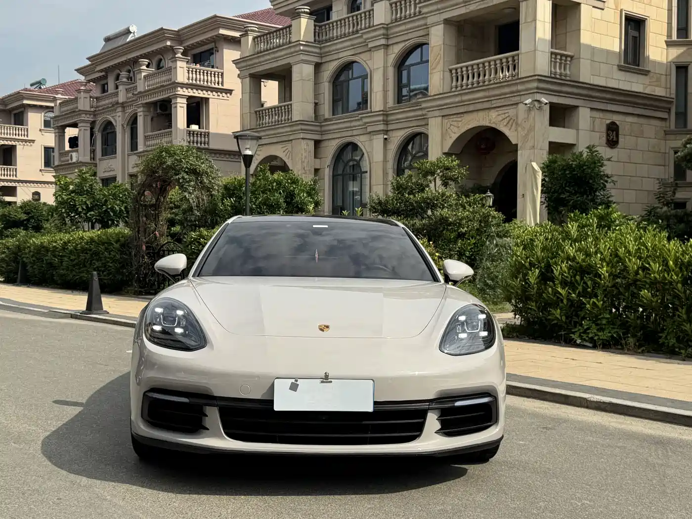 Porsche Panamera 2017 Panamera 3.0T фото 2