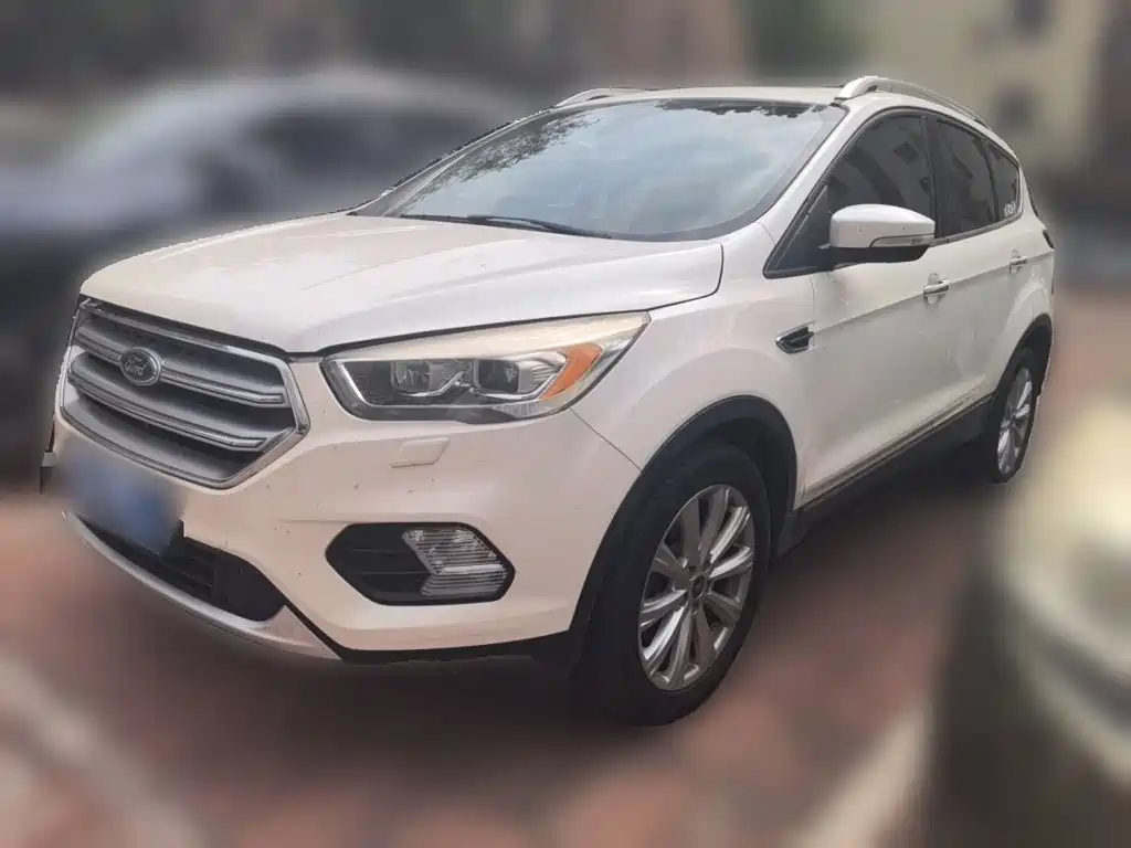 Фото 1 - Ford Kuga