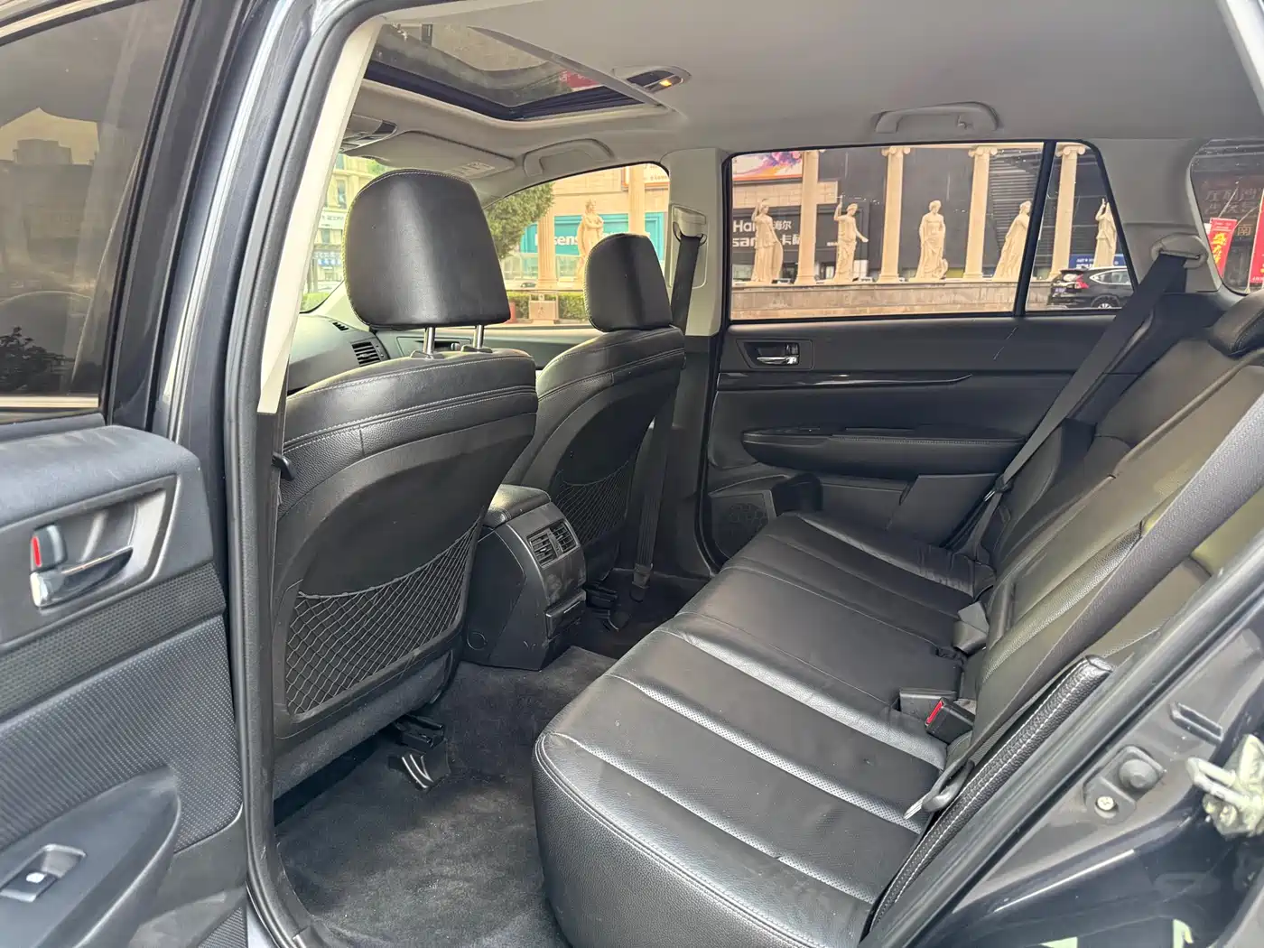 Subaru Outback 2013 2.5i Luxury Navigation Edition фото 5