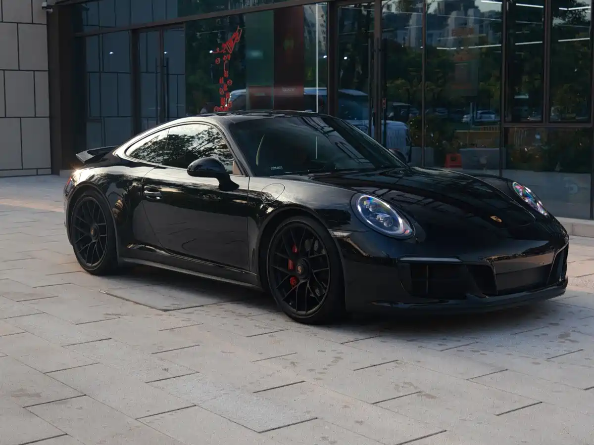 Photo 11 - Porsche 911