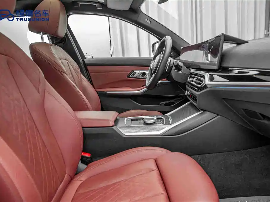 BMW 3 Series 2023 325i M Sport Black Night Package фото 15