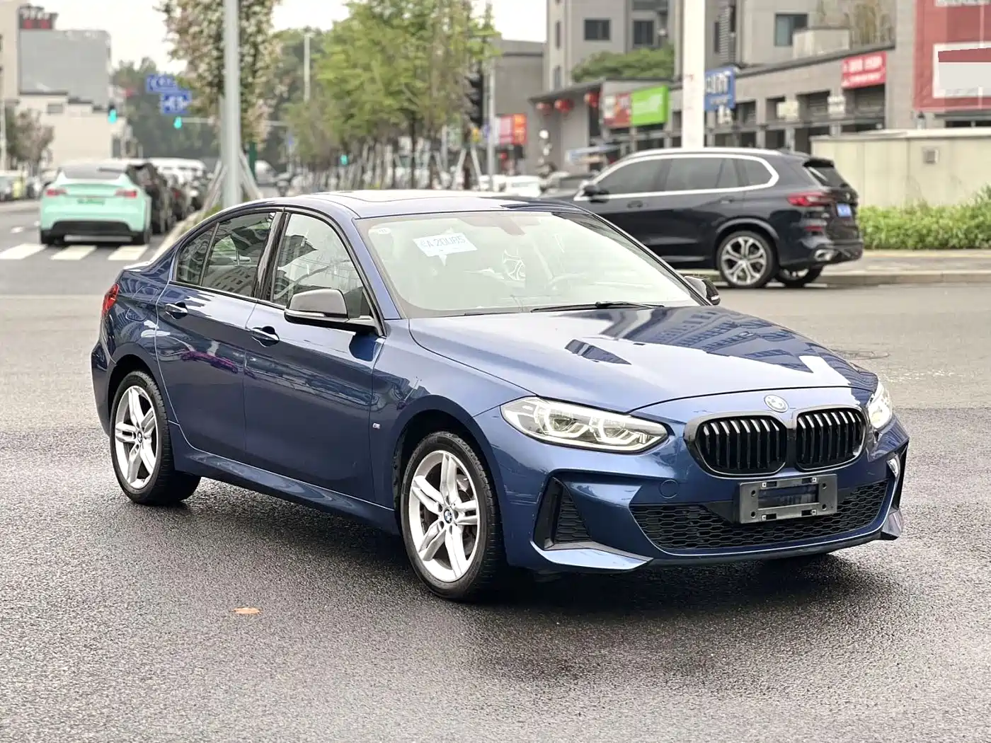 BMW 1 Series 2021 120i M Sport Shadow Edition фото 4