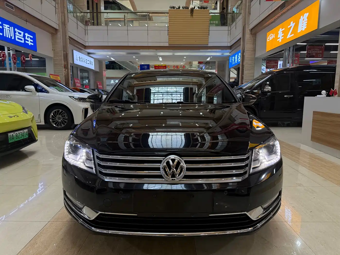 Volkswagen Magotan 2015 Facelift 1.8TSI Luxury фото 2