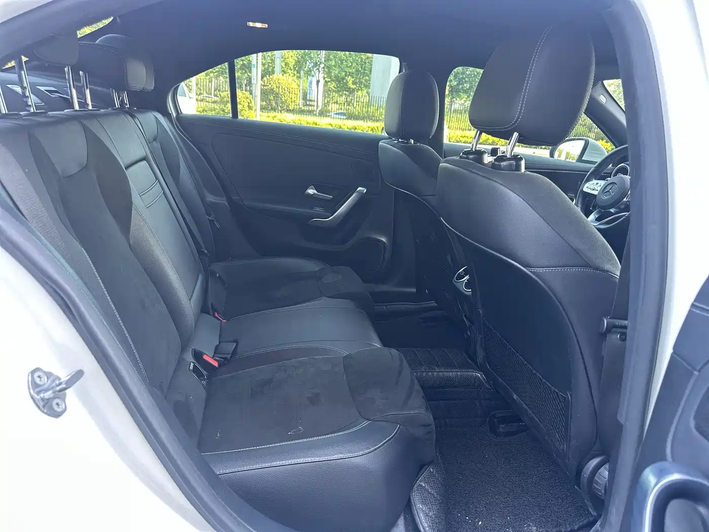 Mercedes-Benz A-Class 2019 A 180 L Sport Sedan фото 13