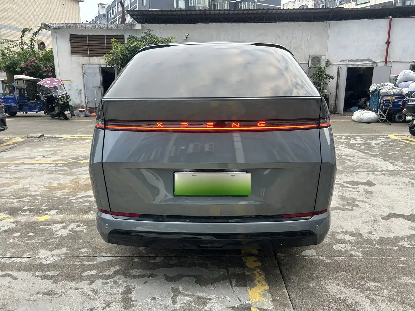 XPeng X9 2026 2025 Extended Range Edition