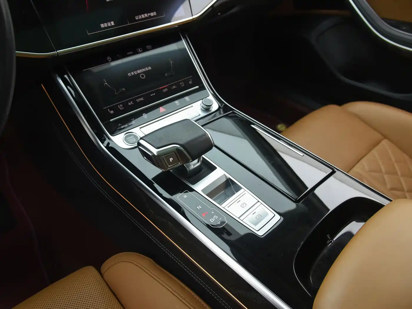 Audi A8 2024 Model A8L 50 TFSI quattro Premium Selection фото 10