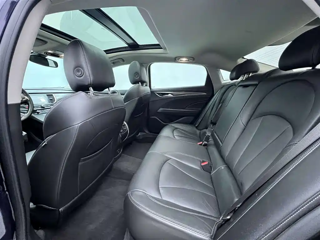 Buick LaCrosse 2021 652T Luxury Edition фото 23