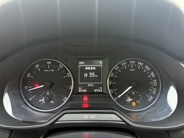 Škoda Octavia 2017 1.6L Automatic Smart Edition фото 10