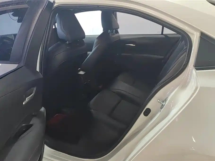 Toyota Levin 2021 185T CVT Sport Edition фото 11