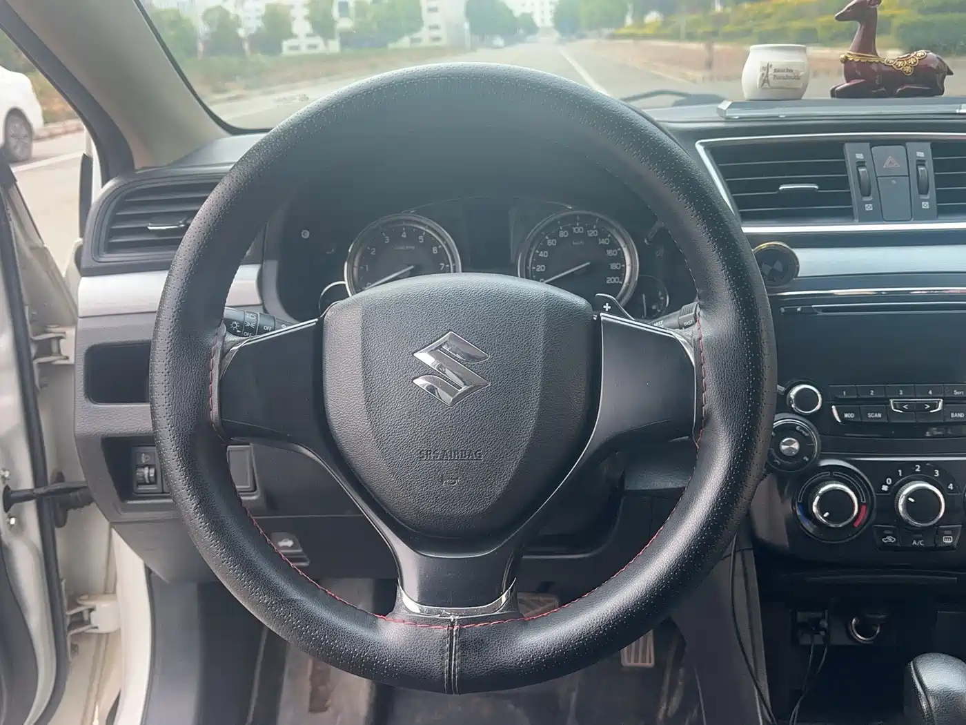 Suzuki Alivio 2016 2015 1.6L Automatic Comfort