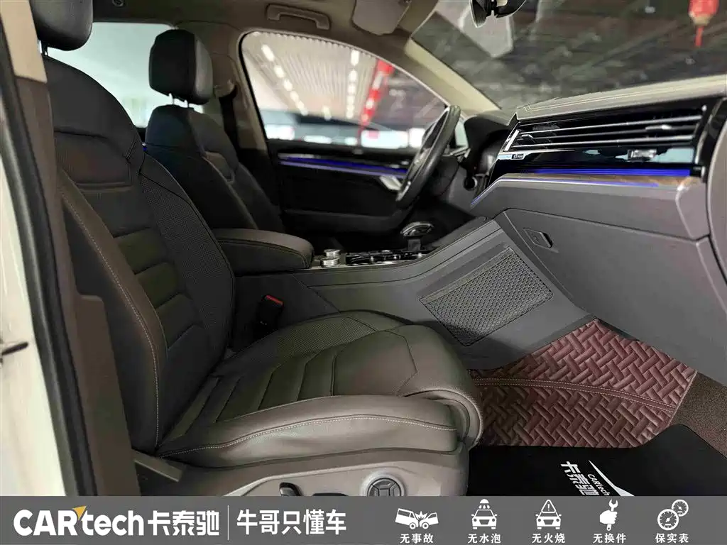 Volkswagen Touareg 2019 2.0TSI Sharp Wing Edition China V фото 28
