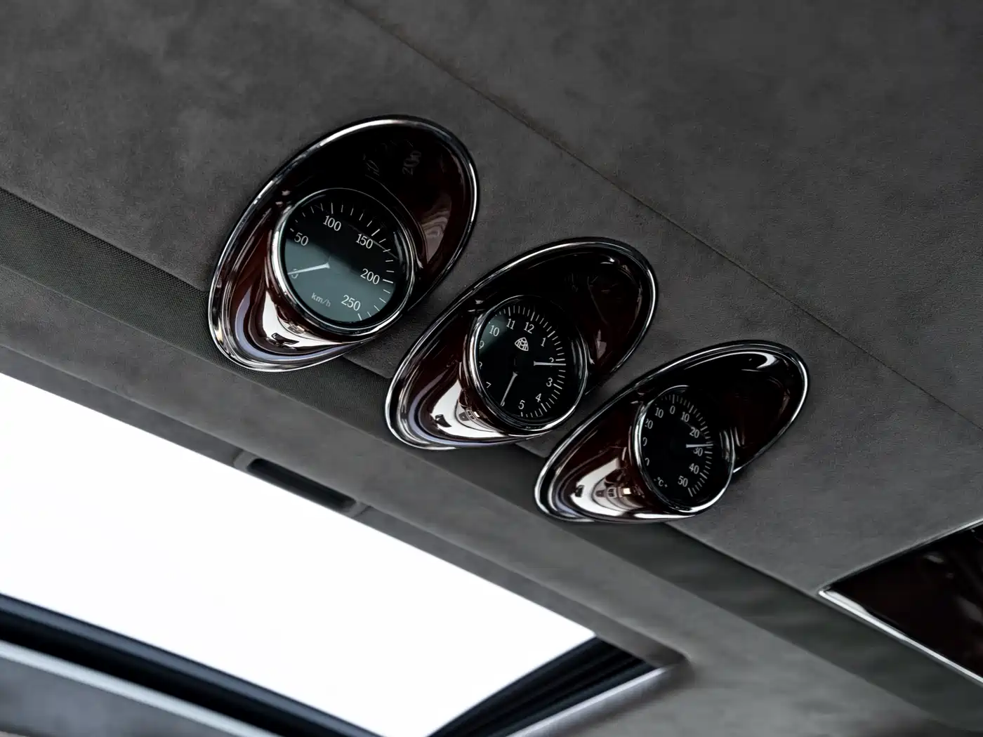 Maybach Maybach 2009 2005 Model 5.5T 57
